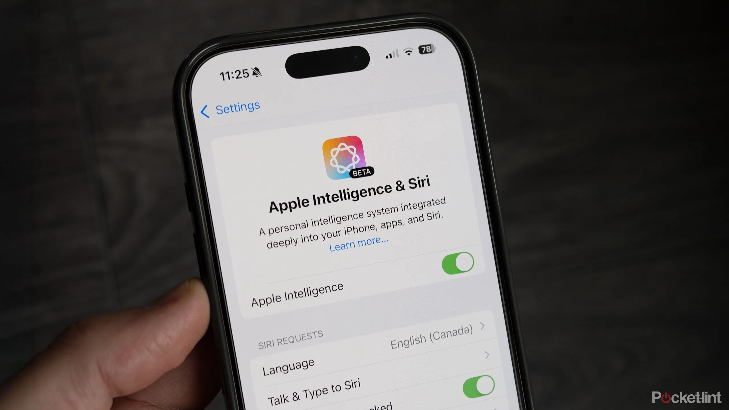 Biểu tượng Apple Intelligence hiển thị trên giao diện iPhone