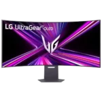 Màn hình LG UltraGear 5K2K OLED 45 inch nhìn từ phía trước