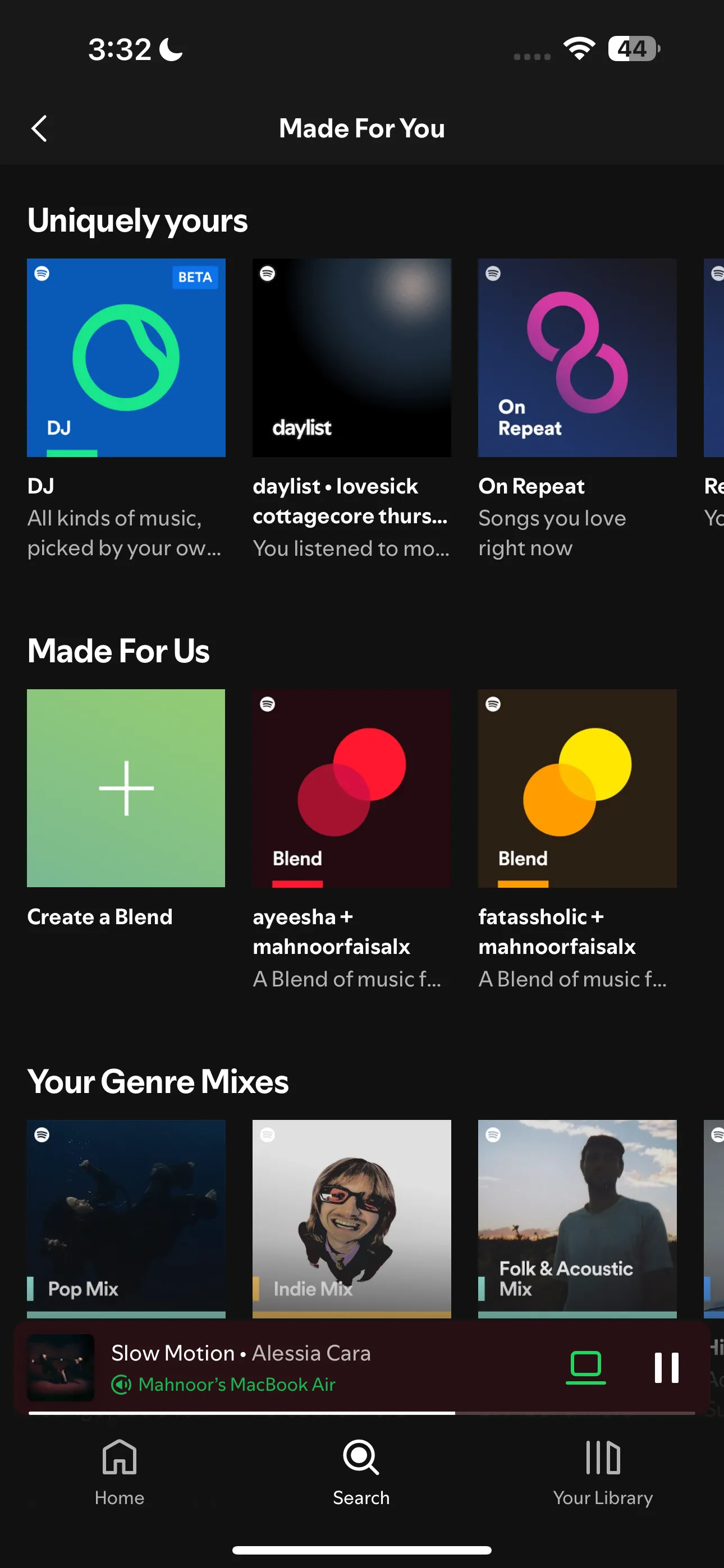 Mục 'Dành riêng cho bạn' trên ứng dụng Spotify hiển thị các playlist gợi ý