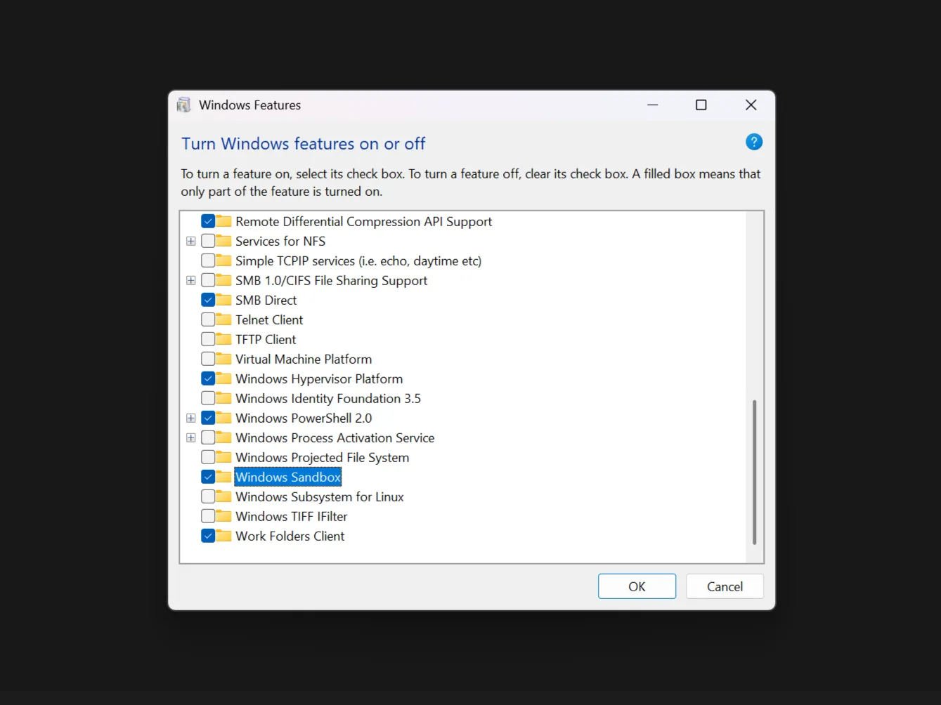 Tính năng Windows Sandbox được đánh dấu đã bật trong cửa sổ Bật hoặc Tắt tính năng Windows