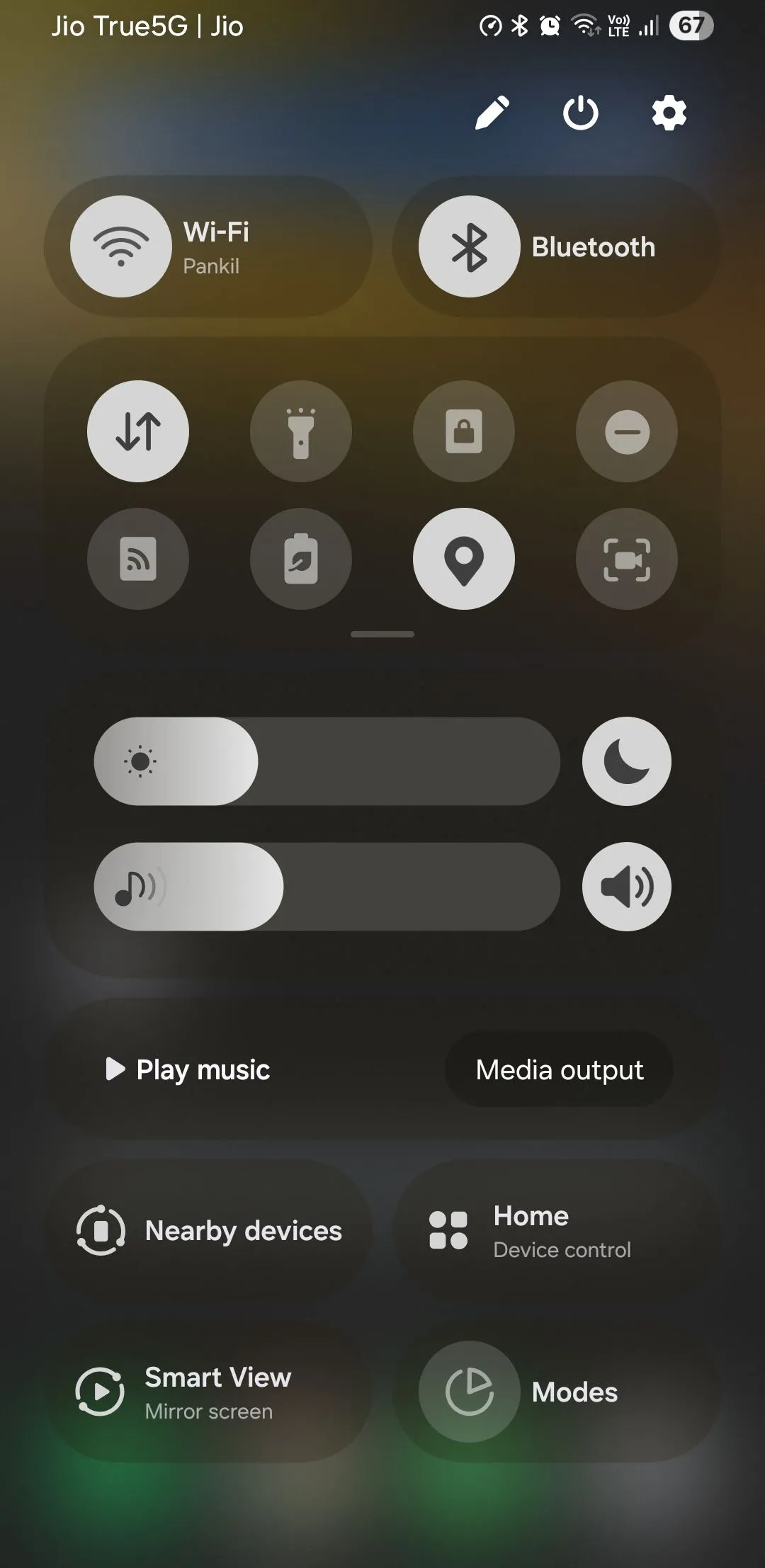 Bảng cài đặt nhanh mặc định trên điện thoại Samsung Galaxy chạy One UI 7
