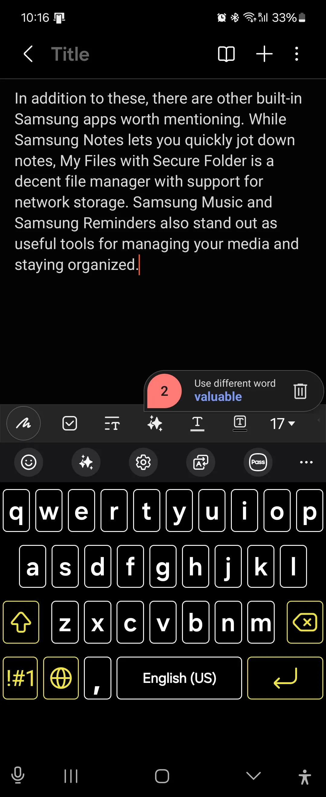 Bố cục bàn phím Samsung Keyboard hiển thị trong ứng dụng Samsung Notes với các phím được tùy chỉnh.