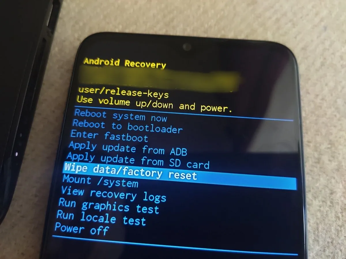 Các tùy chọn trong chế độ Recovery Mode của Android để xóa bộ nhớ cache