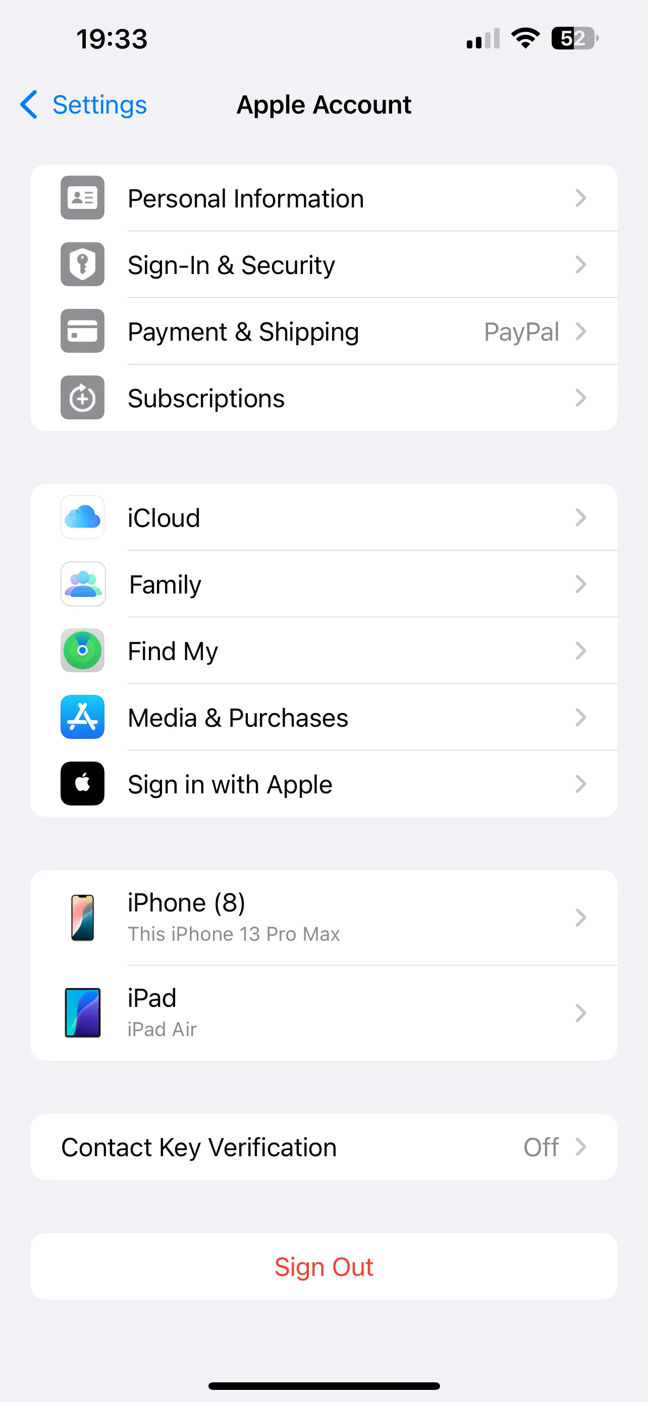 Cài đặt tài khoản Apple và tùy chọn iCloud trên iPhone