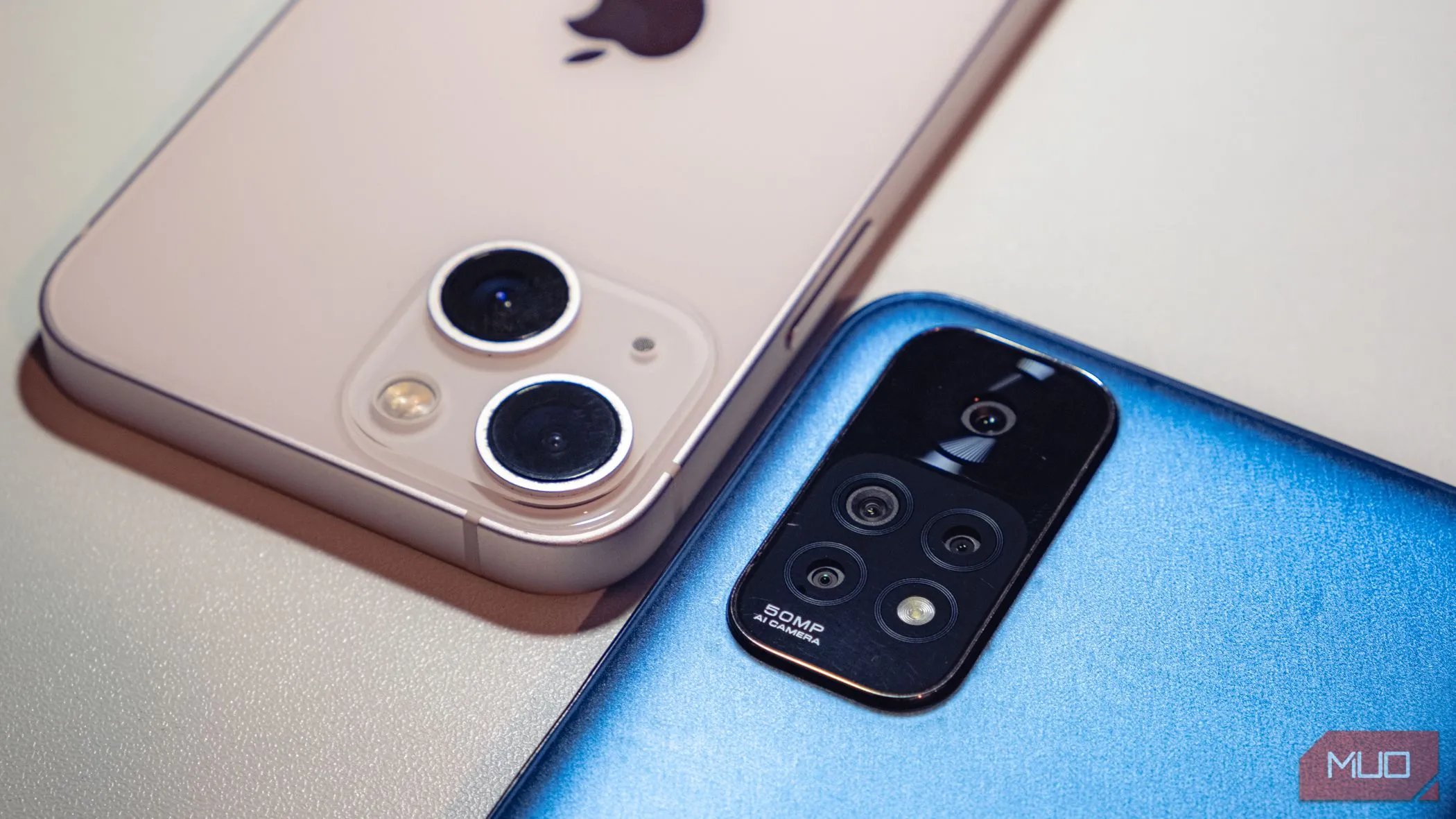Cận cảnh các cụm camera sau của nhiều mẫu điện thoại khác nhau