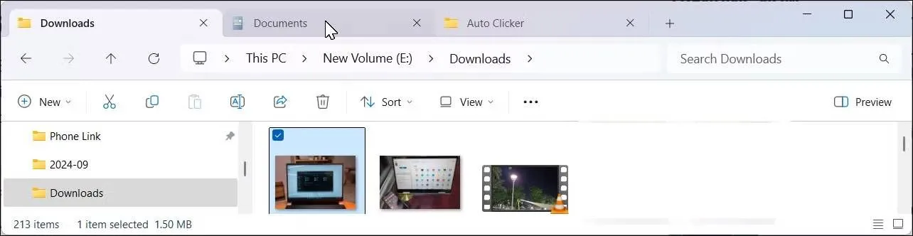 Image default