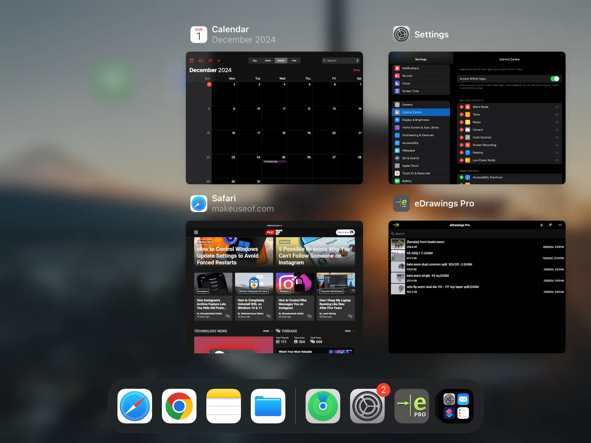 Giao diện chuyển đổi ứng dụng iPadOS với nhiều ứng dụng đang mở, minh họa khả năng đa nhiệm trên iPad.