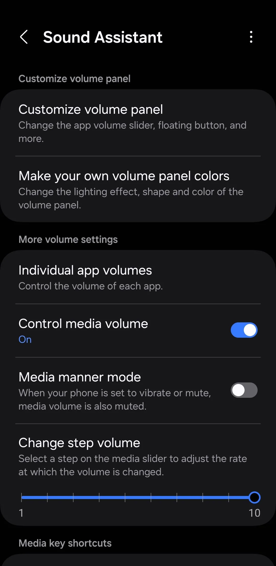 Giao diện ứng dụng Sound Assistant trên điện thoại Samsung, cho phép điều chỉnh âm lượng riêng cho từng ứng dụng