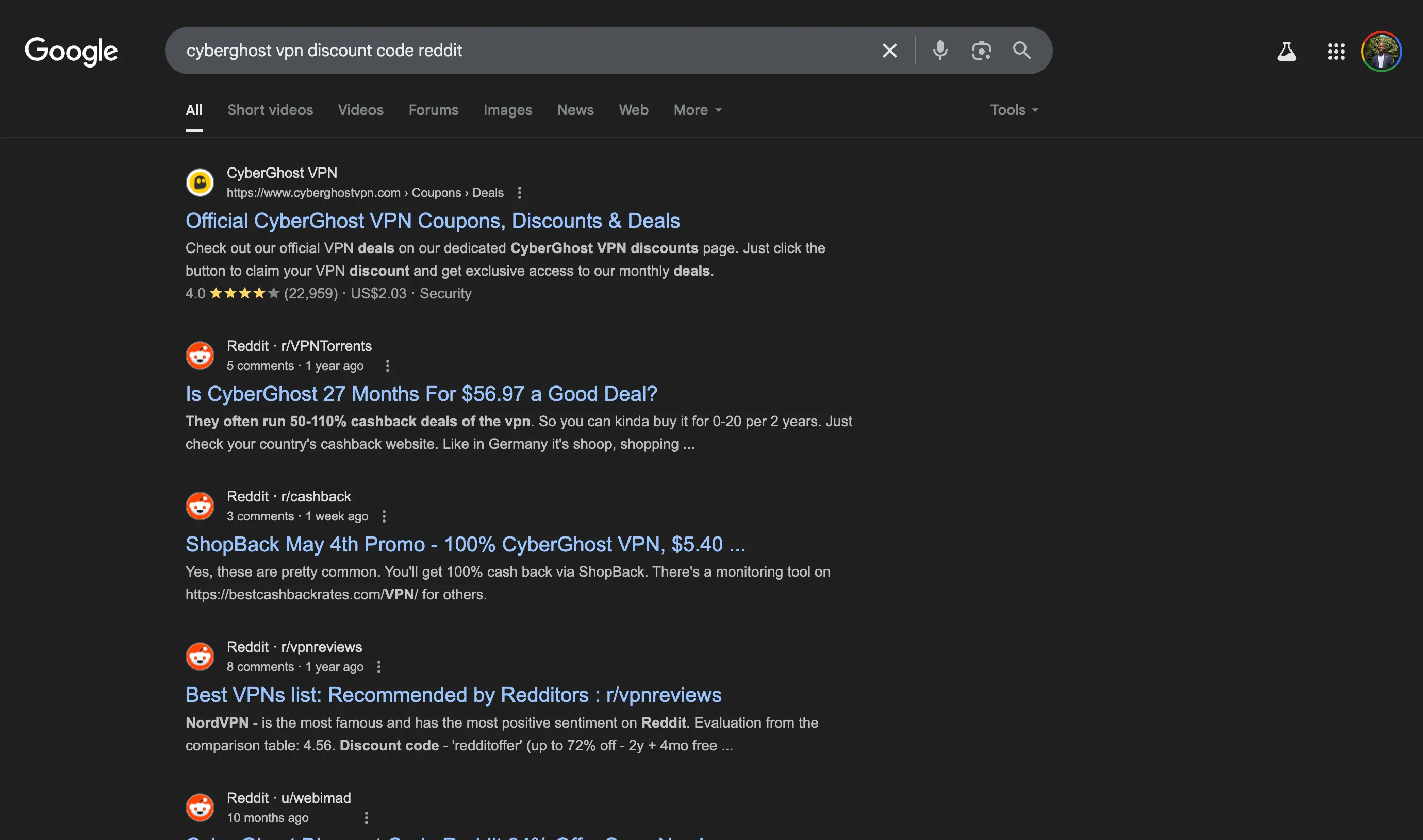 Kết quả tìm kiếm Google cho &quot;mã giảm giá CyberGhost VPN&quot; hiển thị các mã coupon