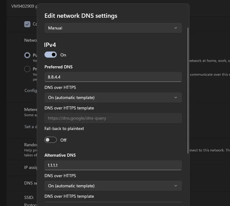 Màn hình cài đặt DNS trong Windows 11, hiển thị tùy chọn cấu hình thủ công DNS IPv4