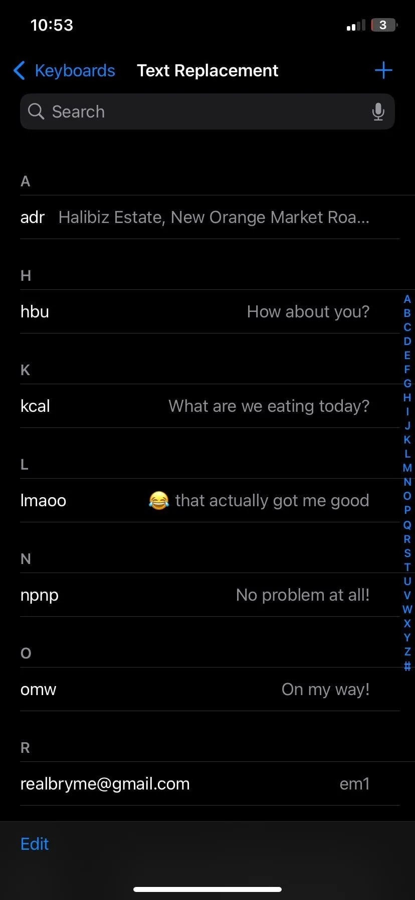 Màn hình hiển thị danh sách các phím tắt Thay thế Văn bản (Text Replacement) đã được thiết lập trên iPhone