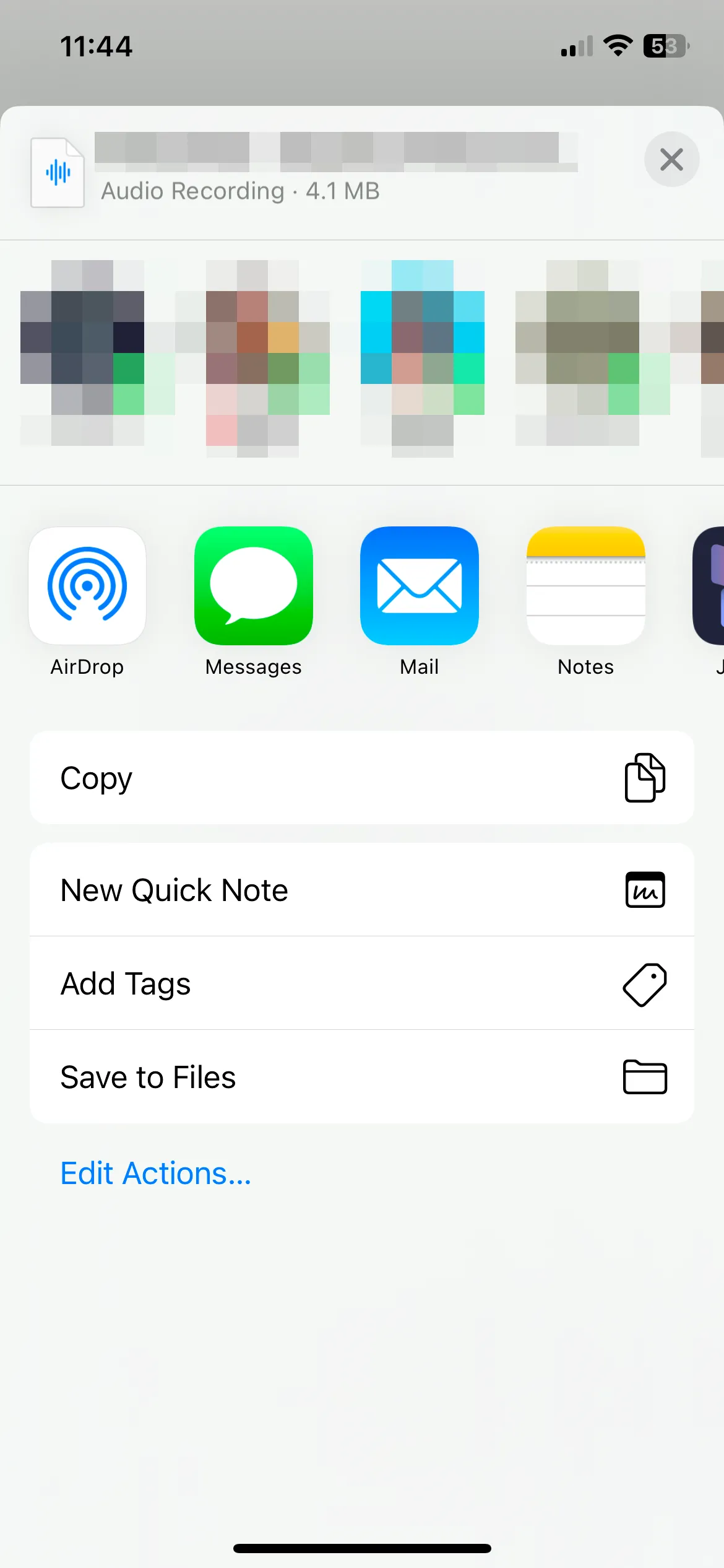 Menu Chia sẻ tệp âm thanh trong ứng dụng Tệp trên iPhone để sao chép vào khay nhớ tạm