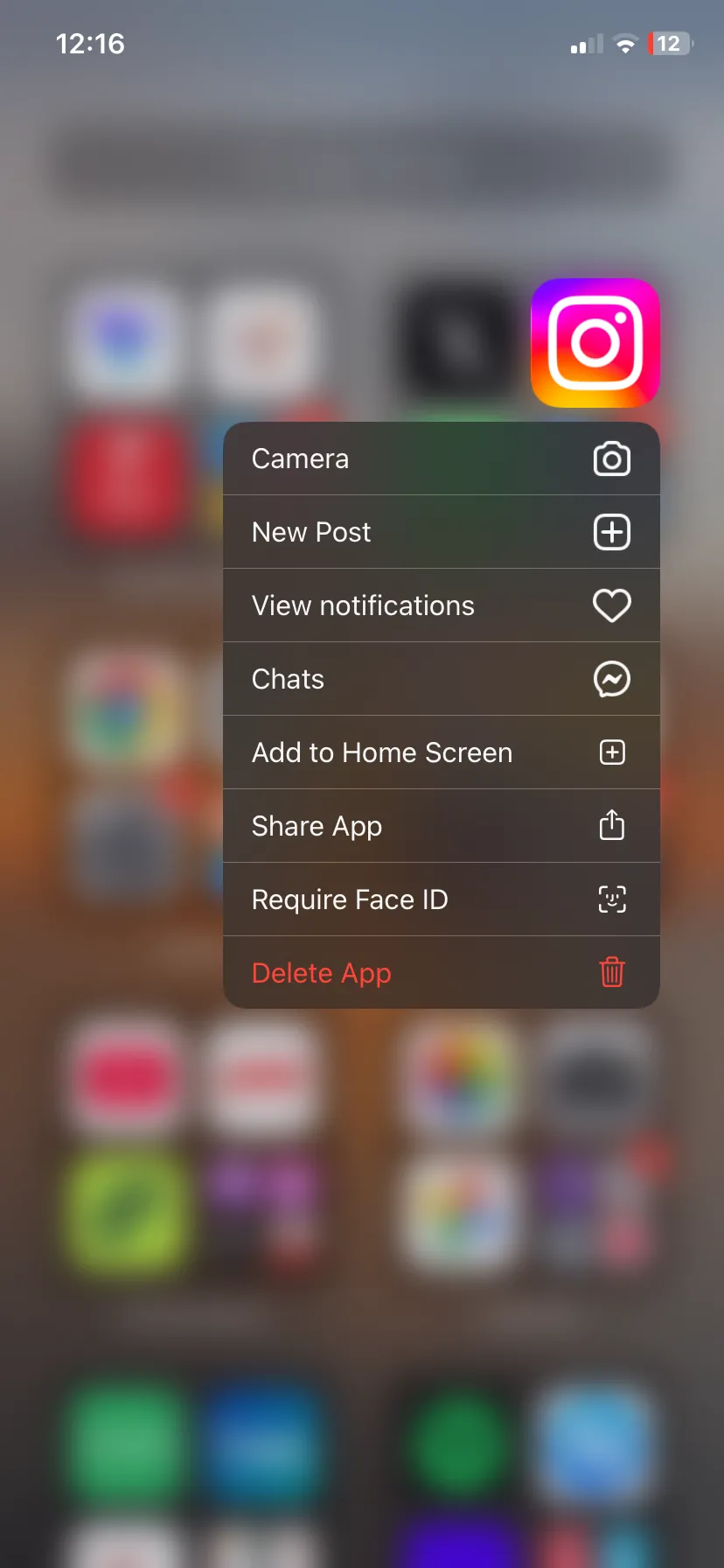 Menu tác vụ nhanh của ứng dụng Instagram trên iPhone