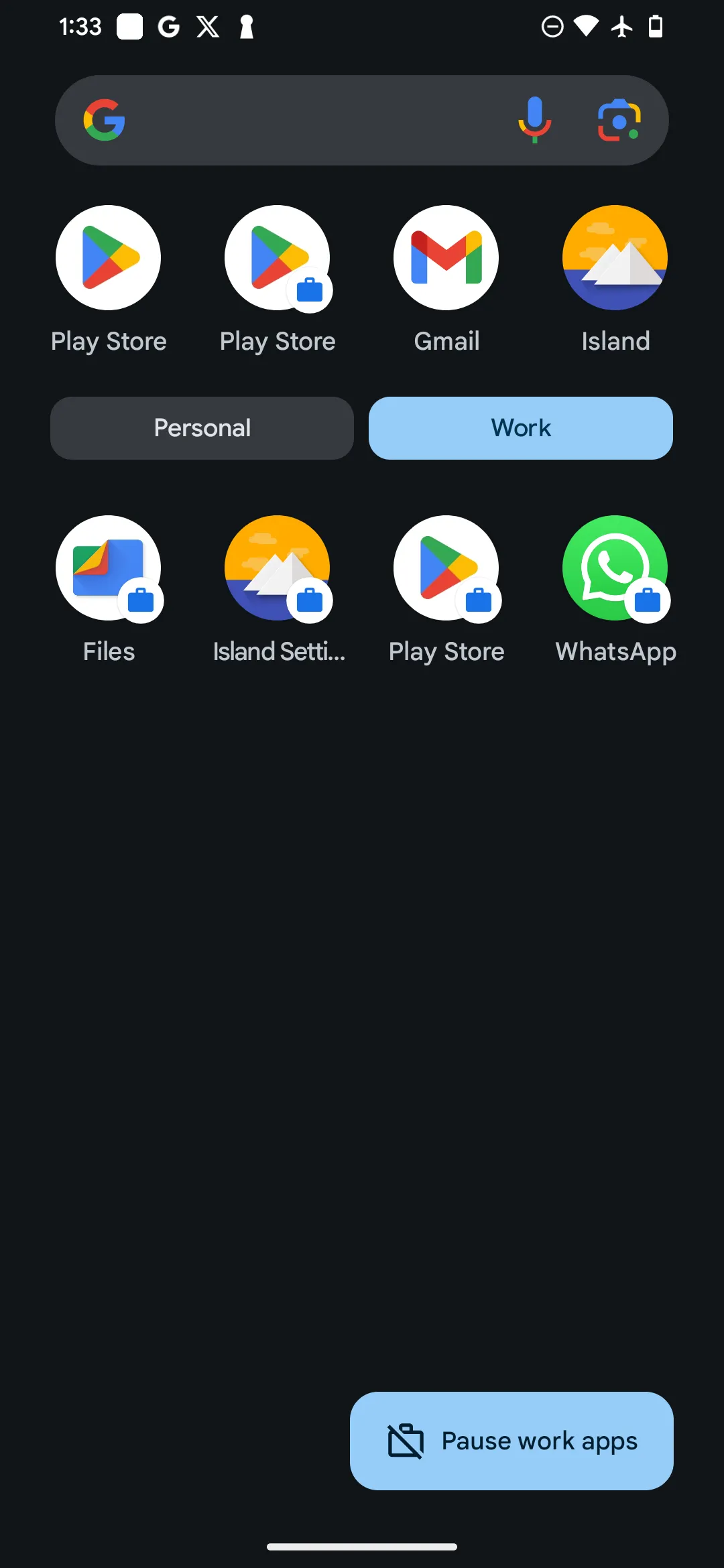 Ngăn kéo ứng dụng Android với phần &quot;Work&quot; chứa các ứng dụng đã được nhân bản bởi Island.