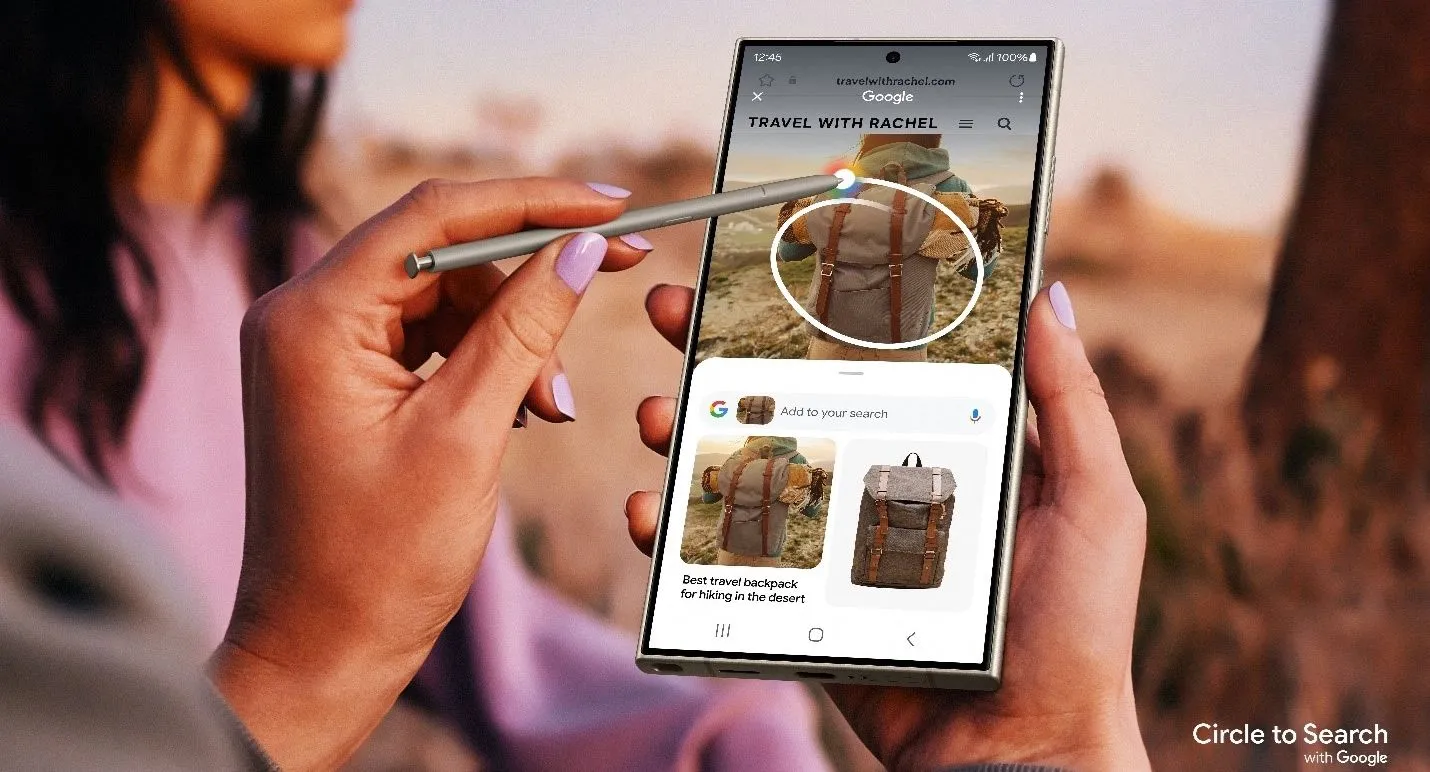Người dùng điện thoại Galaxy S24 trải nghiệm tính năng Circle to Search của Google