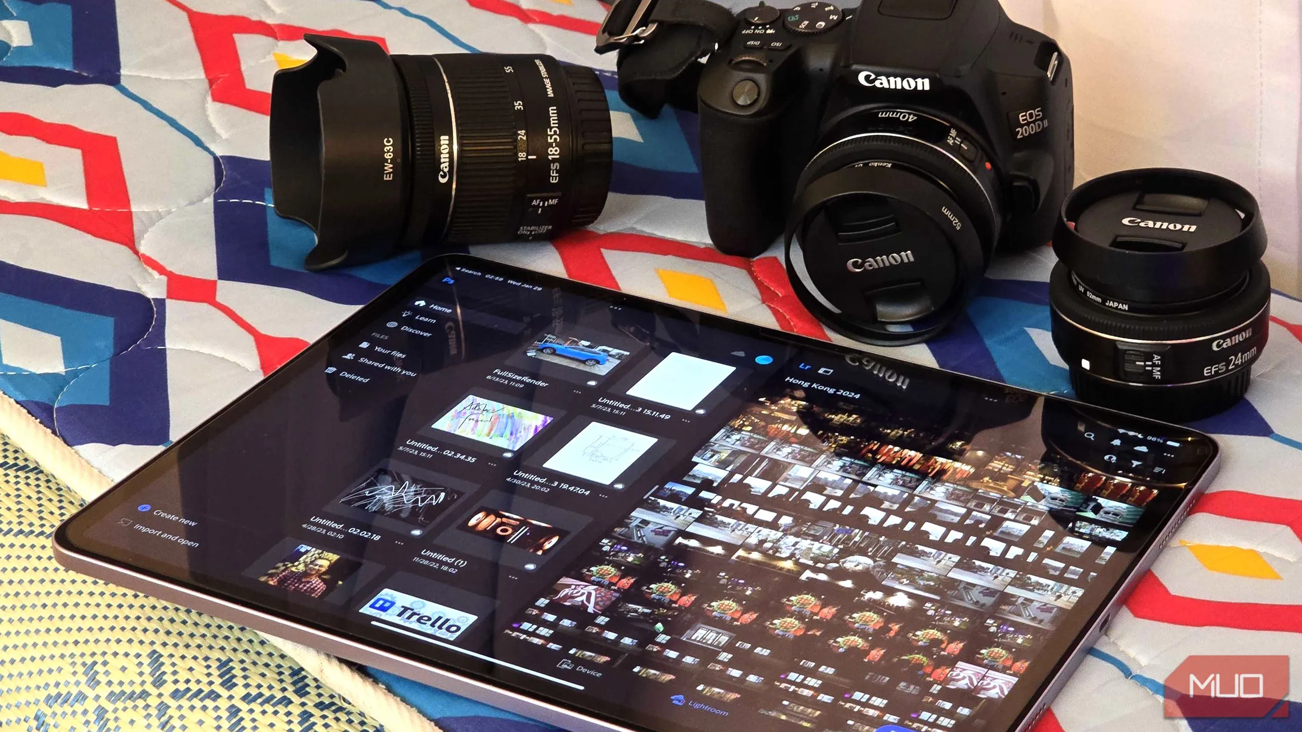 Sử dụng Adobe Photoshop và Lightroom trên iPad, minh họa tính năng làm việc đa thiết bị của gói Photography Plan