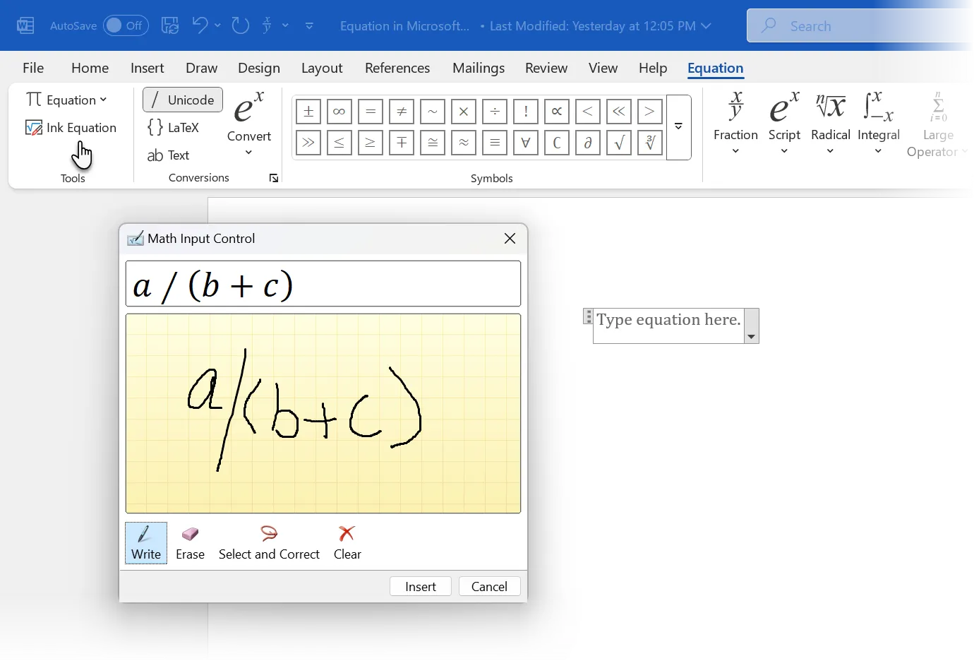 Sử dụng tính năng Ink Equation trong Word để viết công thức toán học bằng tay và chuyển đổi tự động thành dạng số.
