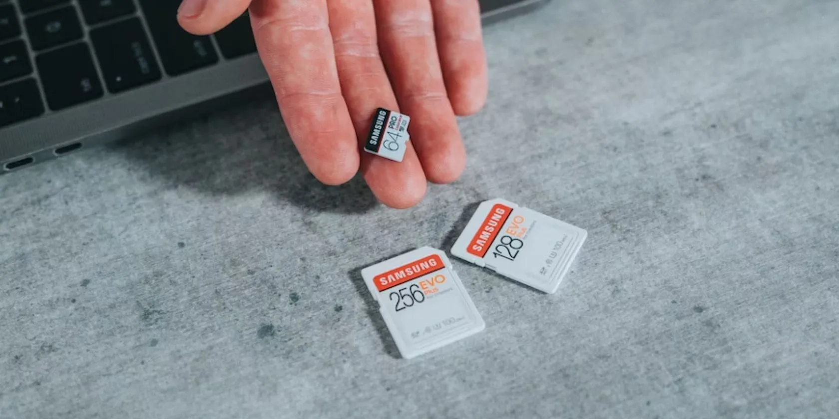 Thẻ nhớ microSD Samsung, một phụ kiện quan trọng cho nhiếp ảnh gia để lưu trữ ảnh