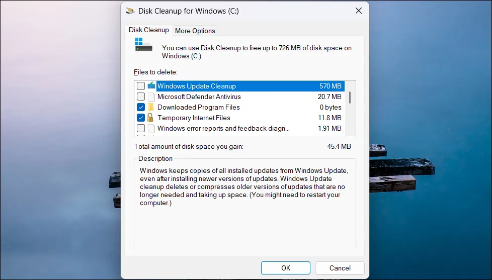 Tiện ích Disk Cleanup trên Windows 11 giúp người dùng giải phóng dung lượng ổ đĩa bằng cách xóa các tệp tin tạm thời và không cần thiết