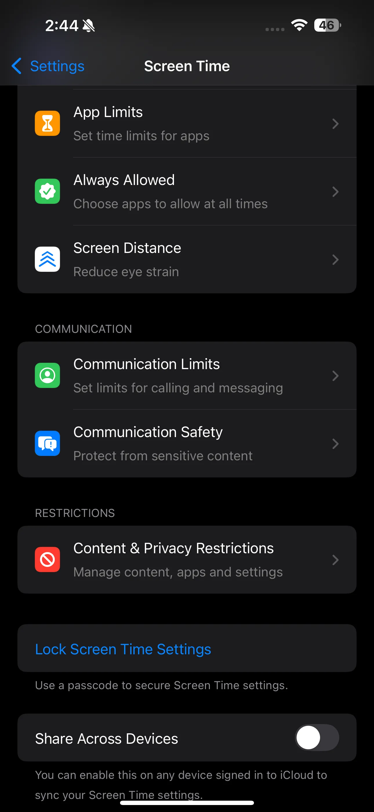 Trang cài đặt Thời gian sử dụng (Screen Time) trên iPhone, hiển thị các tùy chọn quản lý thời gian sử dụng thiết bị.