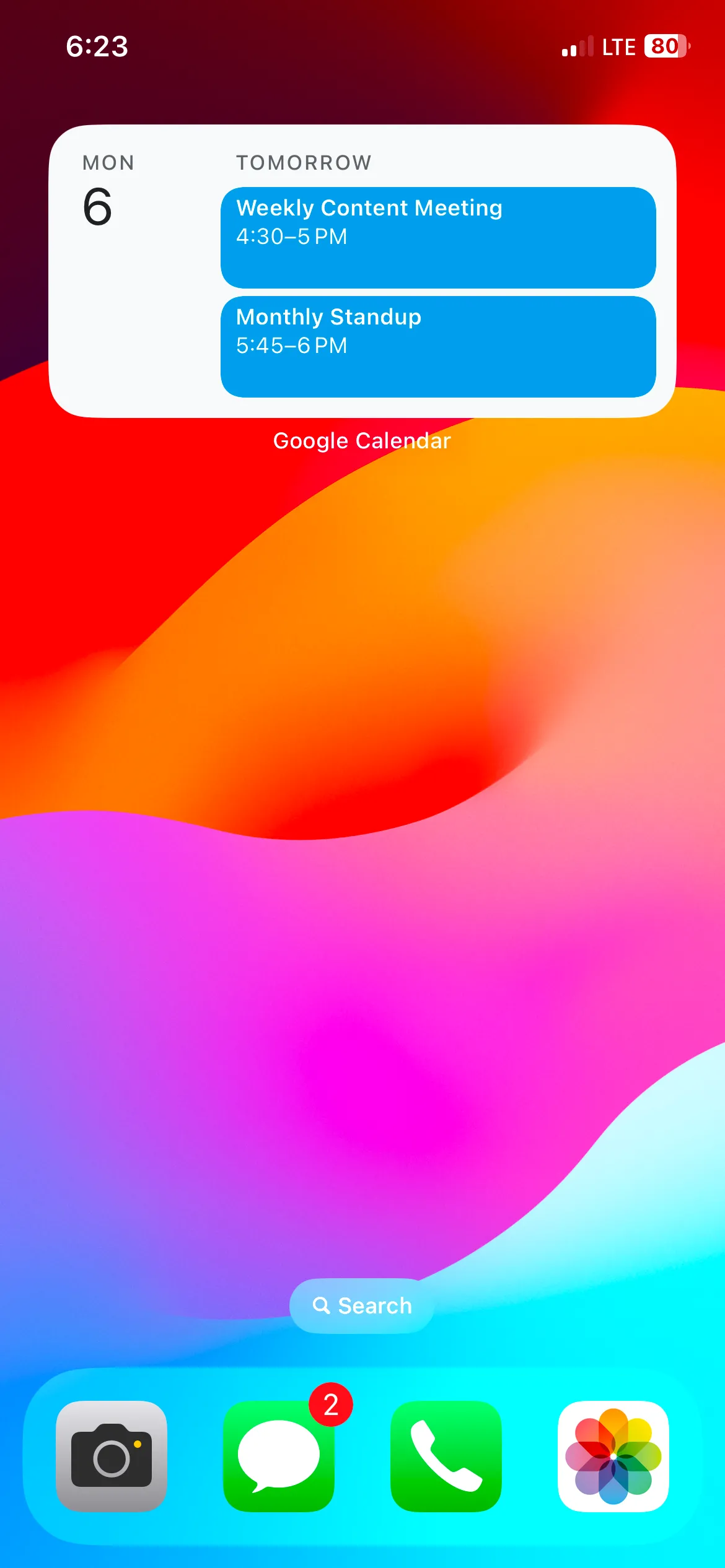 Widget Google Calendar hiển thị các sự kiện và cuộc họp sắp tới trên màn hình chính iPhone